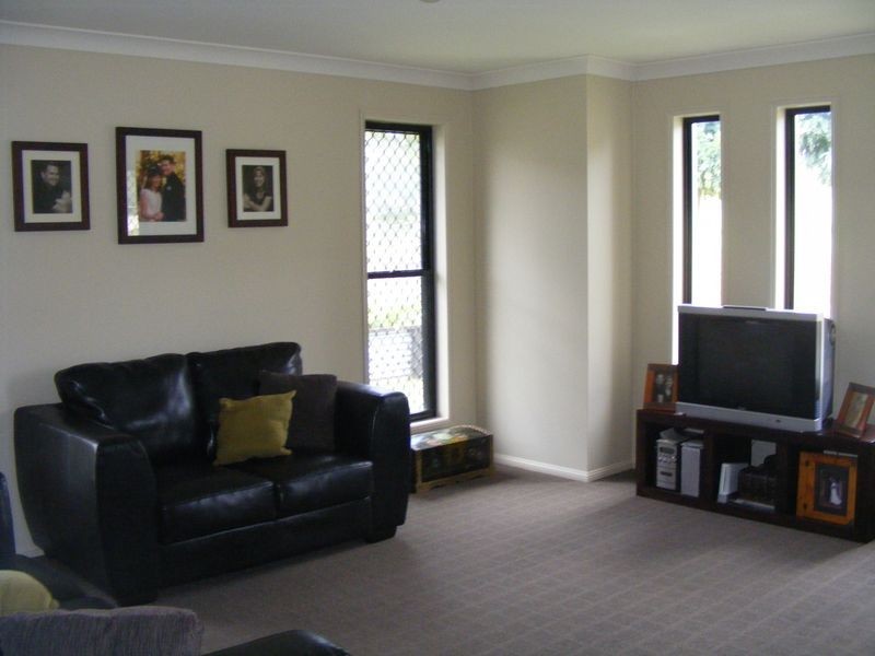 2 Petria Court, Meringandan QLD 4352