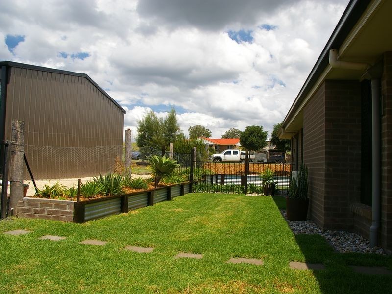 2 Petria Court, Meringandan QLD 4352