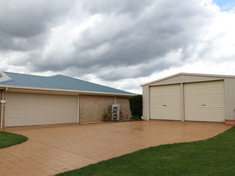 1 Powell Court, Highfields QLD 4352