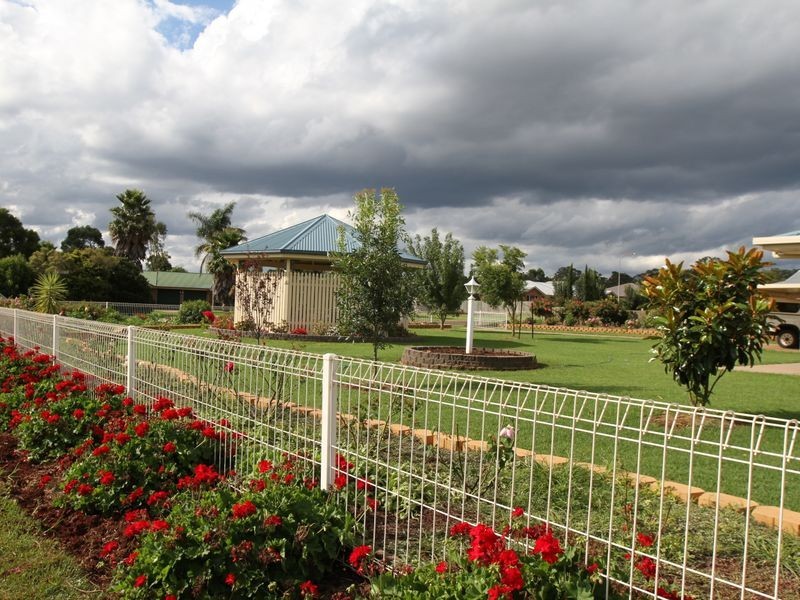 1 Powell Court, Highfields QLD 4352
