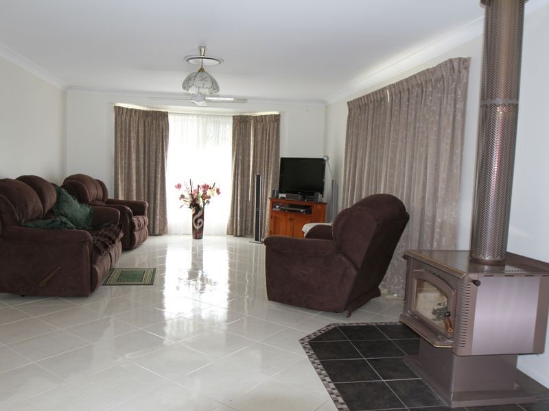 1 Powell Court, Highfields QLD 4352