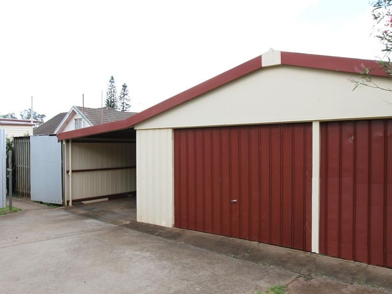 14 Fourth Avenue, Harristown QLD 4350