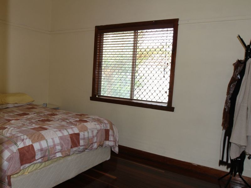 14 Fourth Avenue, Harristown QLD 4350