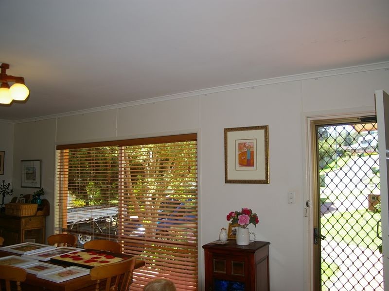 33 Barrymount Crescent, Mount Lofty QLD 4350