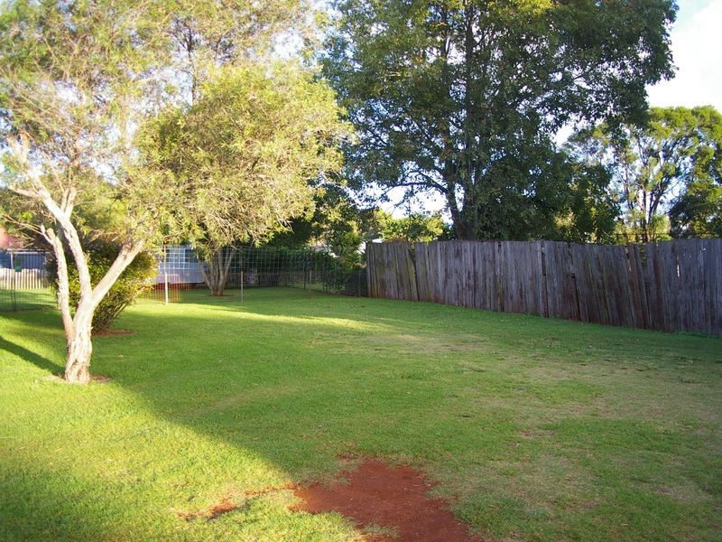 4/24 Warwick Street, Harristown QLD 4350