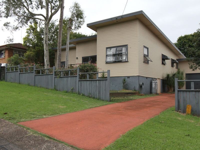 16 Pierce Street, South Toowoomba QLD 4350