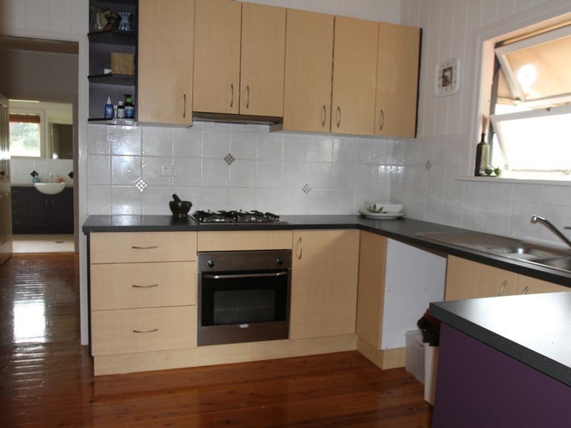 16 Pierce Street, South Toowoomba QLD 4350