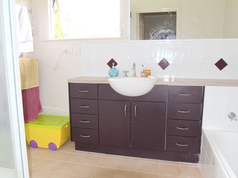 16 Pierce Street, South Toowoomba QLD 4350