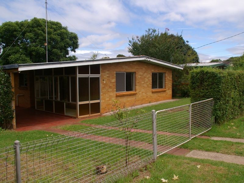 252 Alderley Street, Centenary Heights QLD 4350