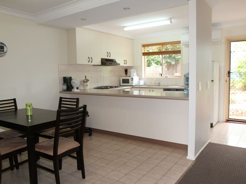 2/29 Horrocks Cres, Kearneys Spring QLD 4350