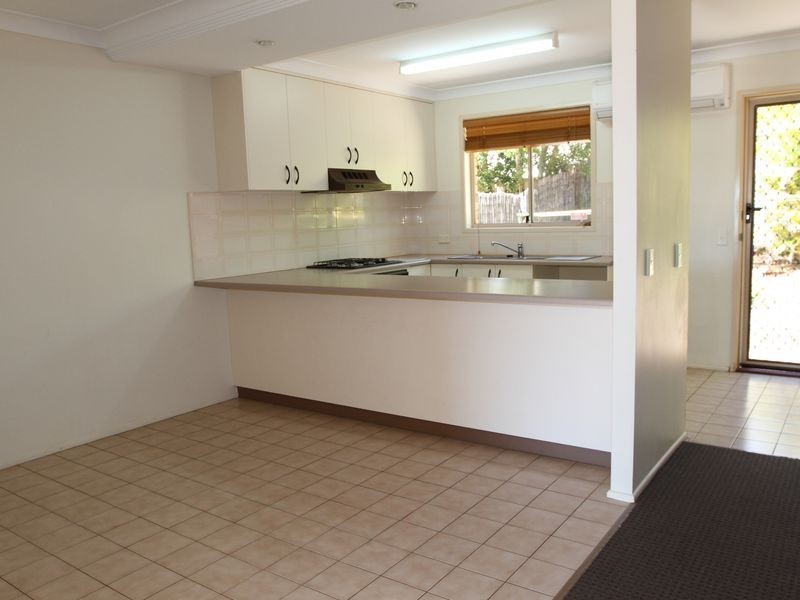 2/29 Horrocks Cres, Kearneys Spring QLD 4350