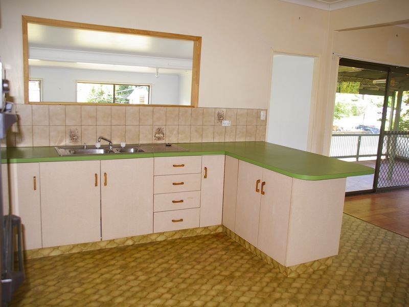 29 Young Street, Pittsworth QLD 4356