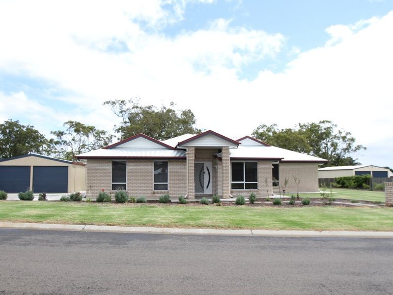29 Federation Drive, Highfields QLD 4352