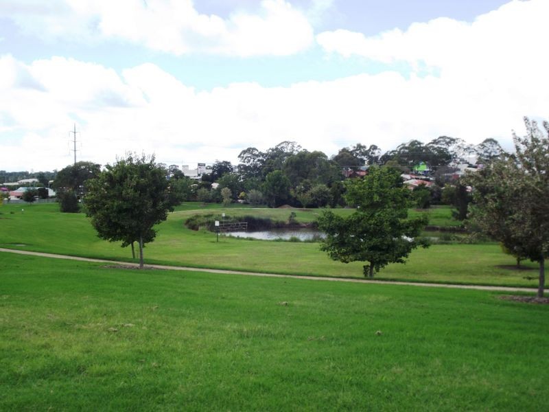 2/25 Lemway ave, Kearneys Spring QLD 4350