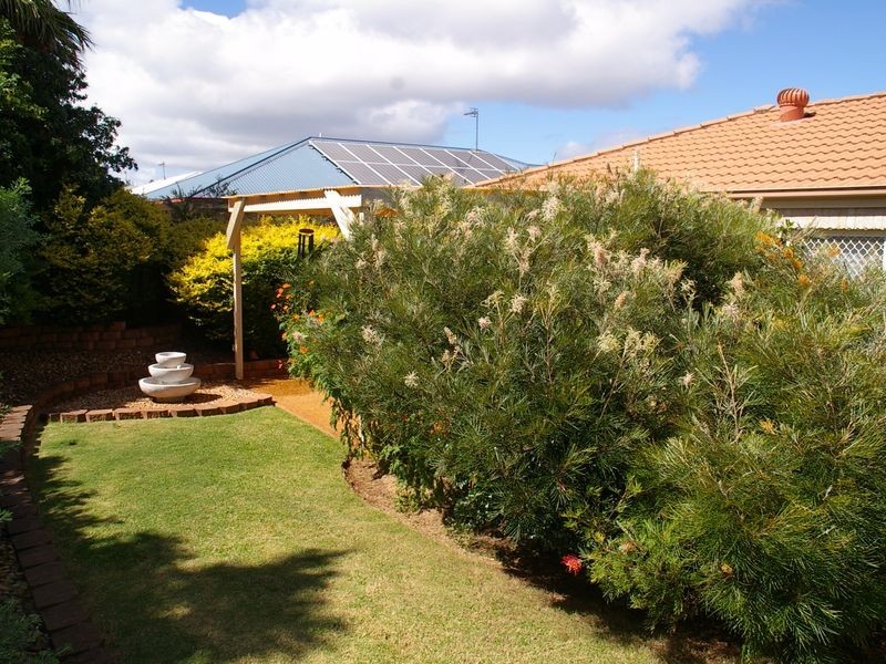 21 Catalina Drive, Wilsonton QLD 4350