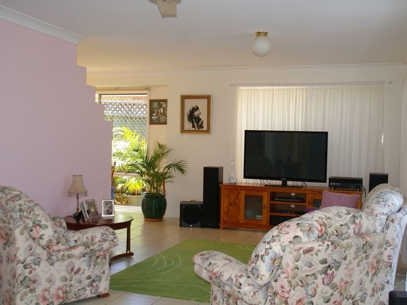 21 Catalina Drive, Wilsonton QLD 4350
