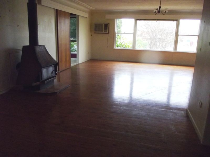 2 Yandilla Street, Pittsworth QLD 4356