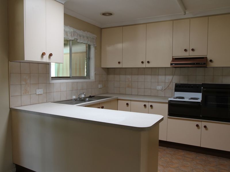 360 Bridge Street, Wilsonton QLD 4350