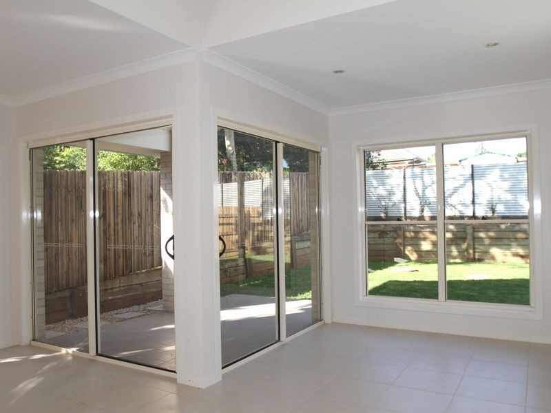 3/8 New Street, Mount Lofty QLD 4350