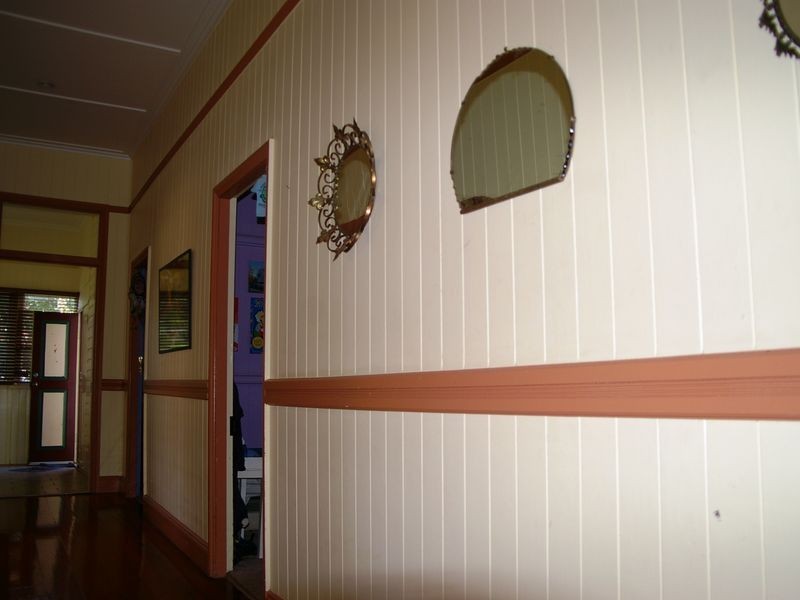 173 West Street, Newtown QLD 4350