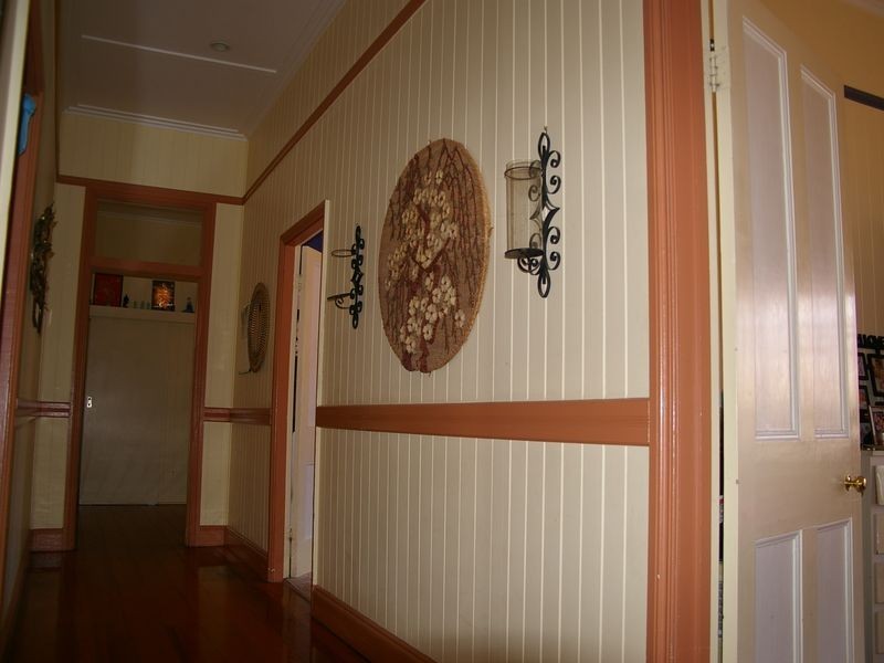 173 West Street, Newtown QLD 4350