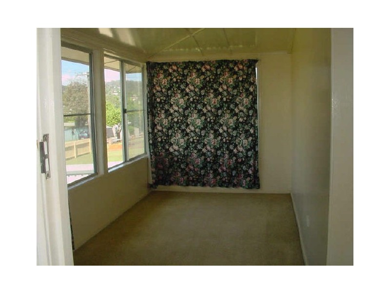 8 Roseberry Street, North Toowoomba QLD 4350