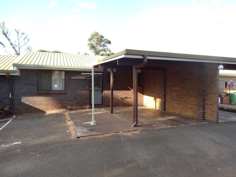 7/1 Whichello Street, Newtown QLD 4350