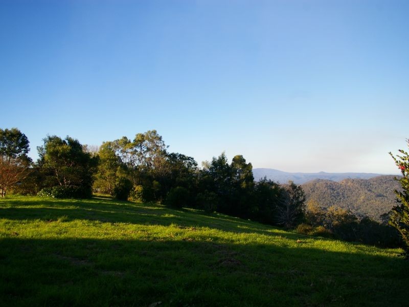 Lot 4 / 5 Murphys Creek Road, Blue Mountain Heights QLD 4350