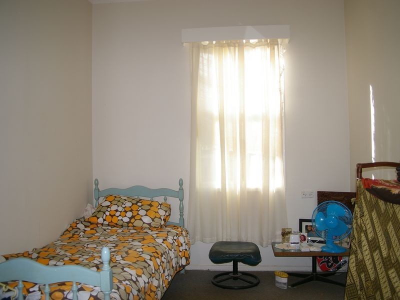 17 Esmond Street, Rockville QLD 4350