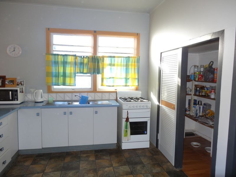 10 Plant Street, Rangeville QLD 4350