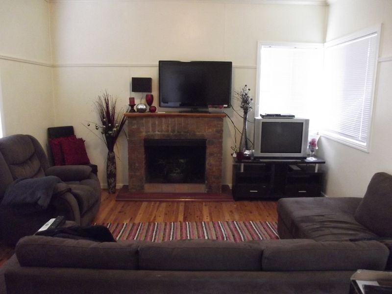 44 Llewelyn Street, Centenary Heights QLD 4350