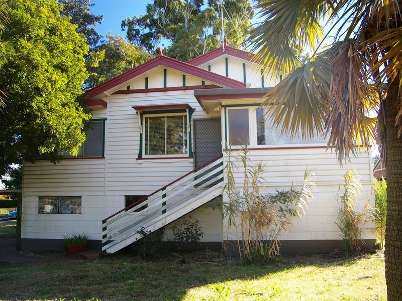 359 Greenwattle Street, Wilsonton QLD 4350