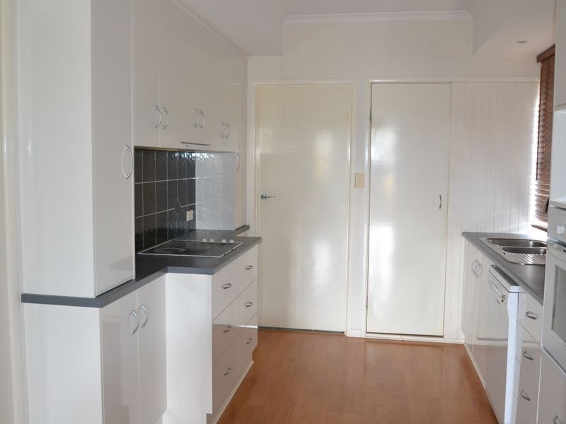 38 Dalgleish St, South Toowoomba QLD 4350