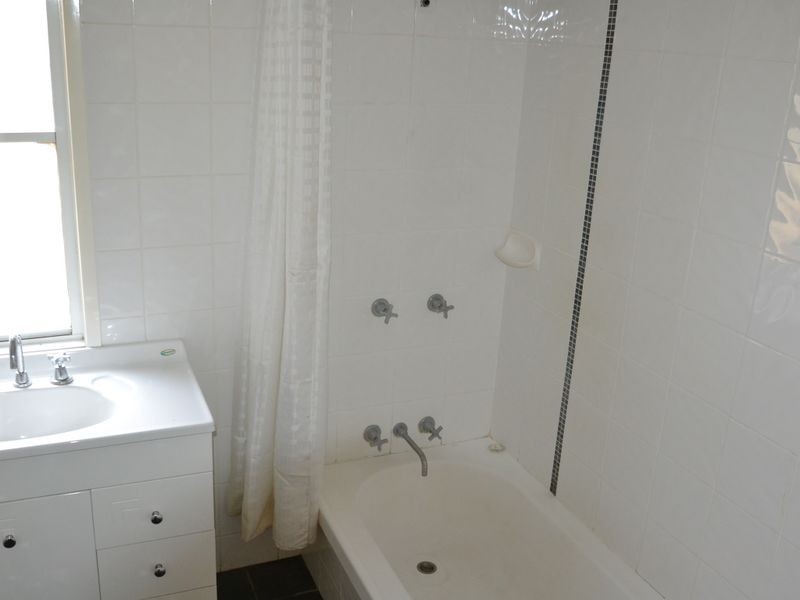 38 Dalgleish St, South Toowoomba QLD 4350