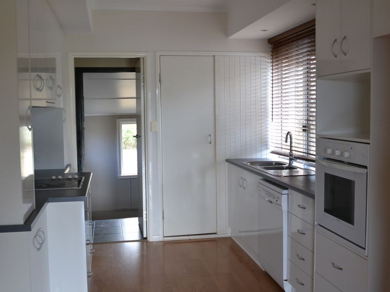 38 Dalgleish St, South Toowoomba QLD 4350