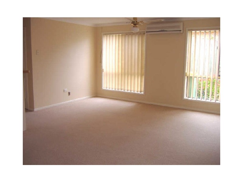 4/2 Brunckhorst Street, Kearneys Spring QLD 4350