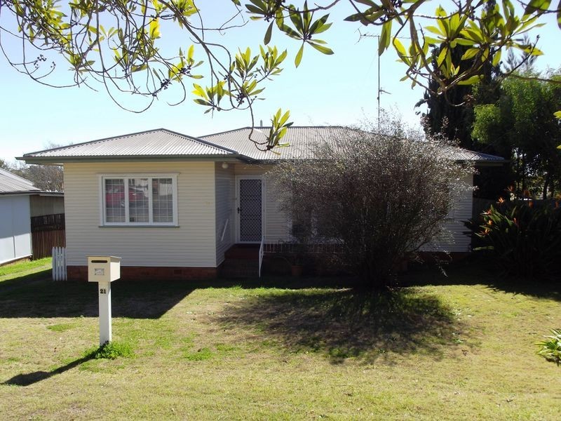 21 Dunne Street, Harristown QLD 4350
