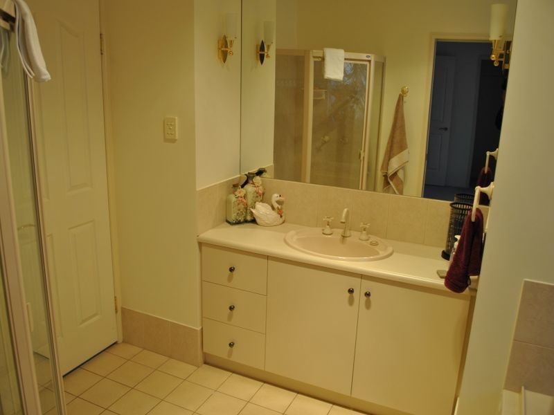 19 Gleneagles Drive, Middle Ridge QLD 4350