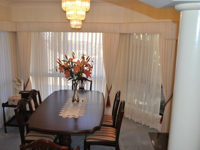 19 Gleneagles Drive, Middle Ridge QLD 4350