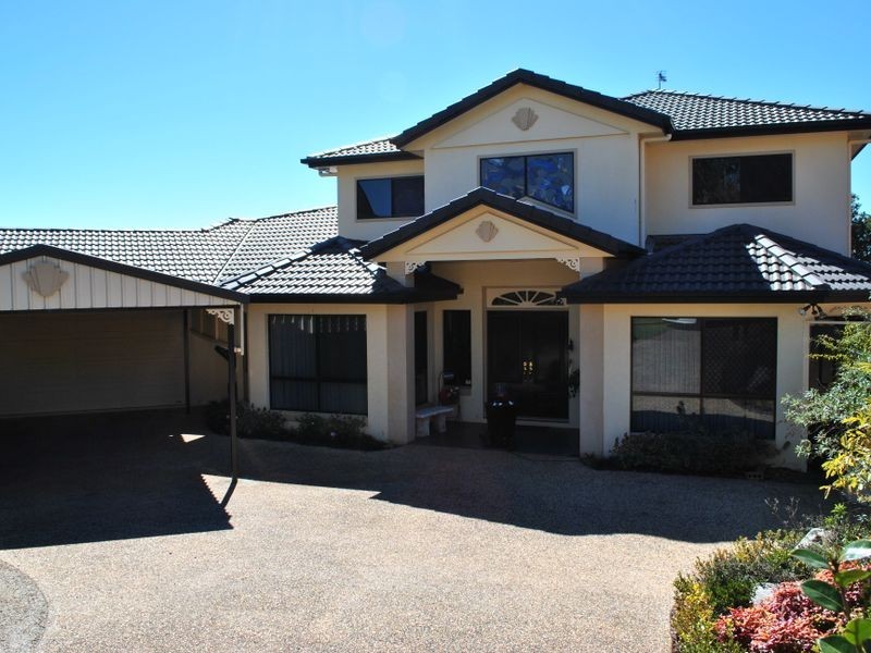 19 Gleneagles Drive, Middle Ridge QLD 4350