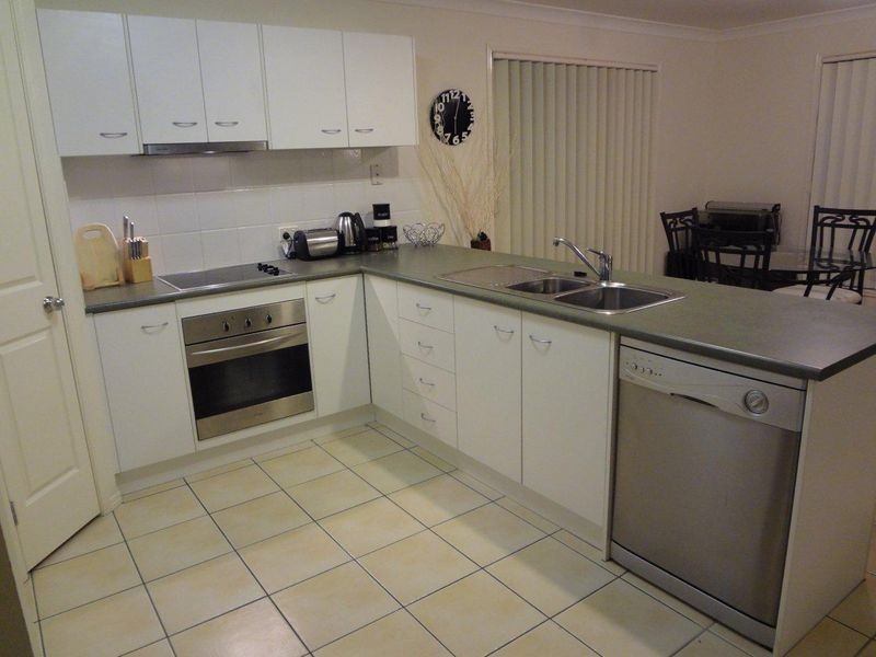 17 Cuttaburra Crescent, Glenvale QLD 4350