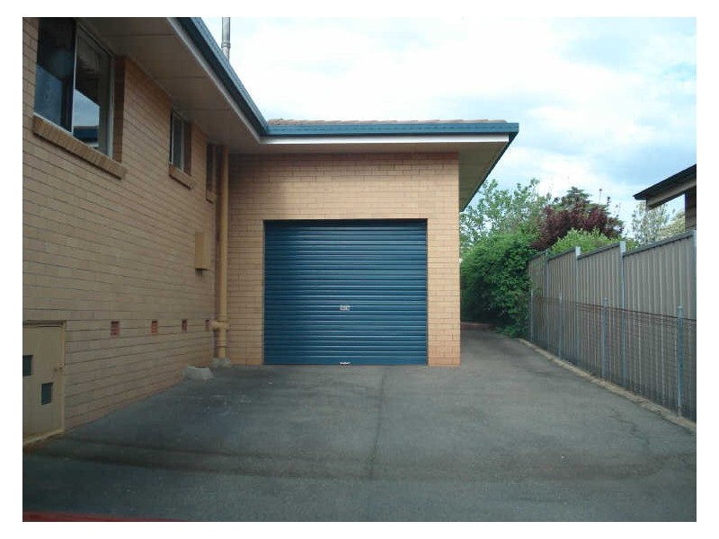 24 Mary Street, Mount Lofty QLD 4350