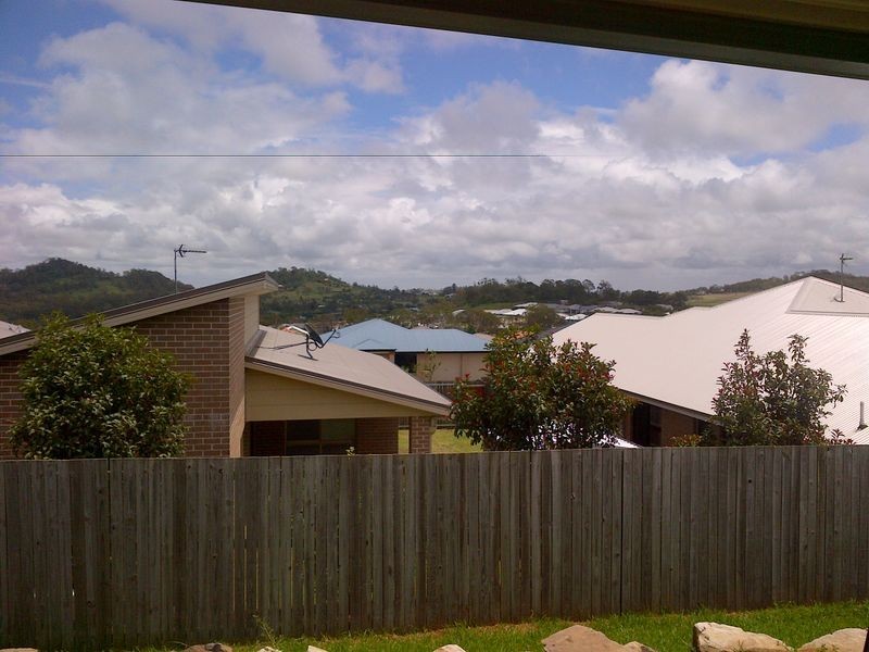 17 Cuttaburra Crescent, Glenvale QLD 4350