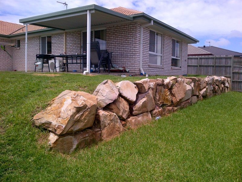 17 Cuttaburra Crescent, Glenvale QLD 4350