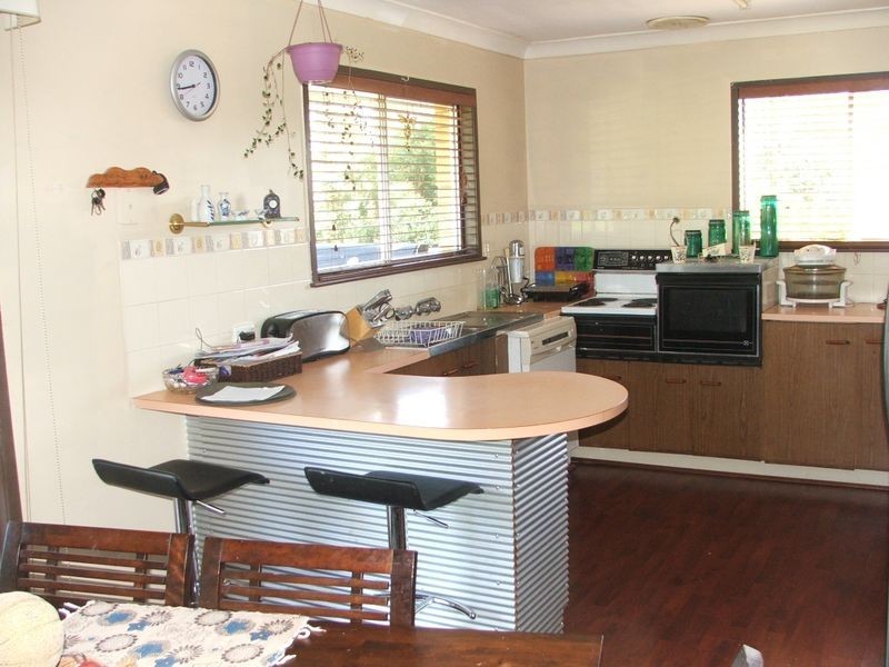 3 Barah Court, Rockville QLD 4350