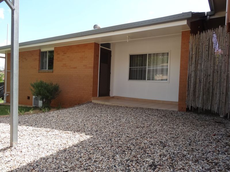 1 & 2 / 39 Barrymount Crescent, Mount Lofty QLD 4350