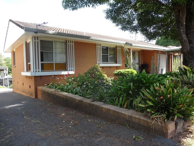 1 & 2 / 39 Barrymount Crescent, Mount Lofty QLD 4350