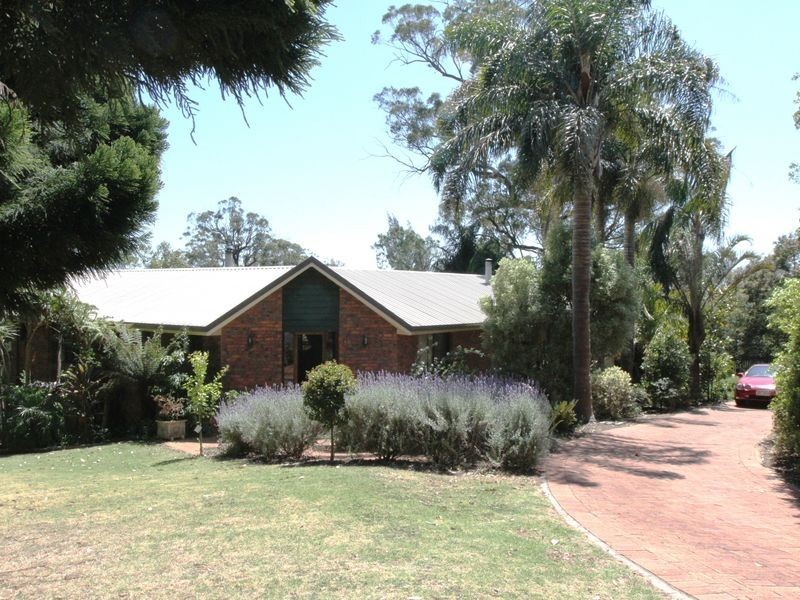 26 Murphys Creek Road, Blue Mountain Heights QLD 4350