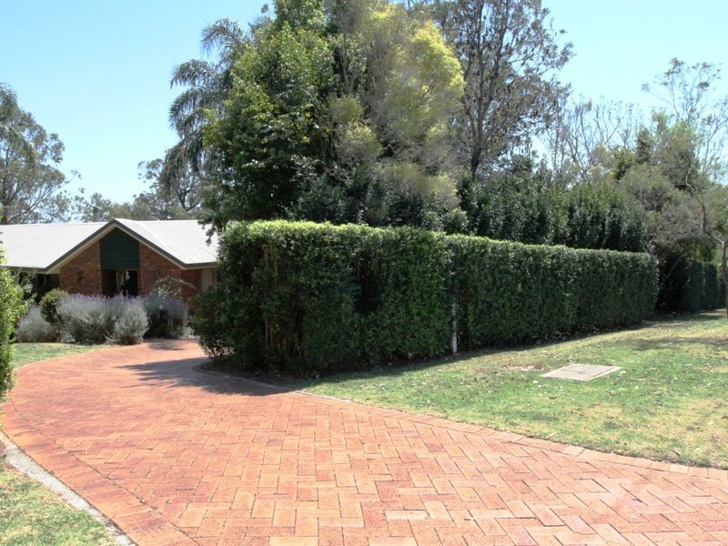 26 Murphys Creek Road, Blue Mountain Heights QLD 4350