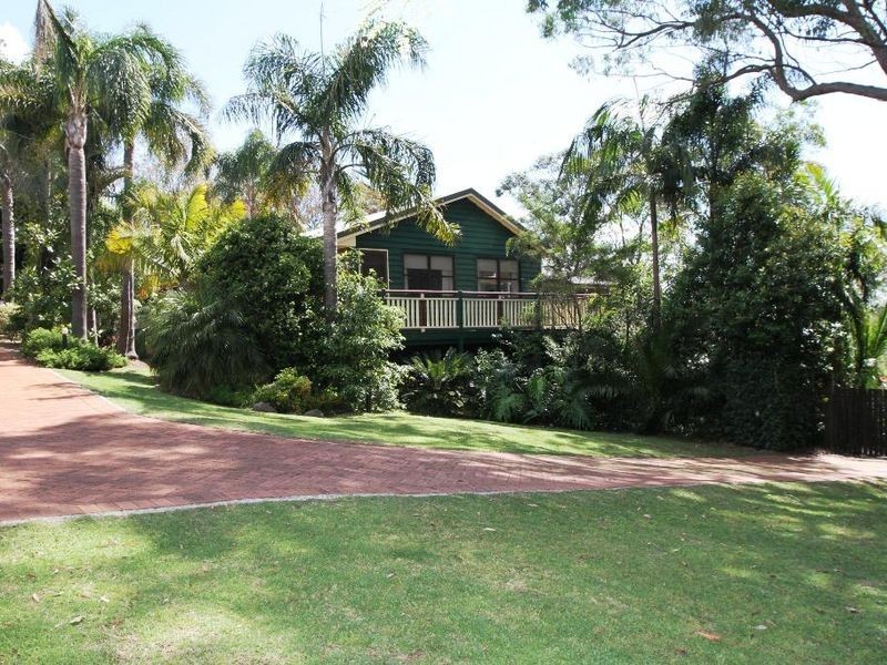 26 Murphys Creek Road, Blue Mountain Heights QLD 4350